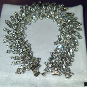 Elegant Silver Crystal Bracelet
